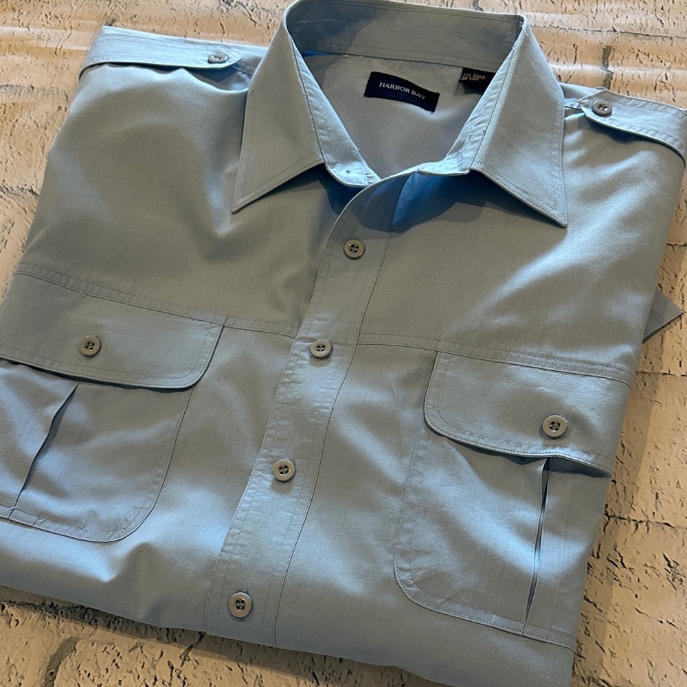 Vintage Harbor Bay Men's Casual Light Blue Short-Sleeve Button-Down Shirt
